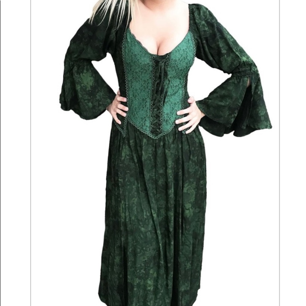 Renaissance dress lost Island company boutique